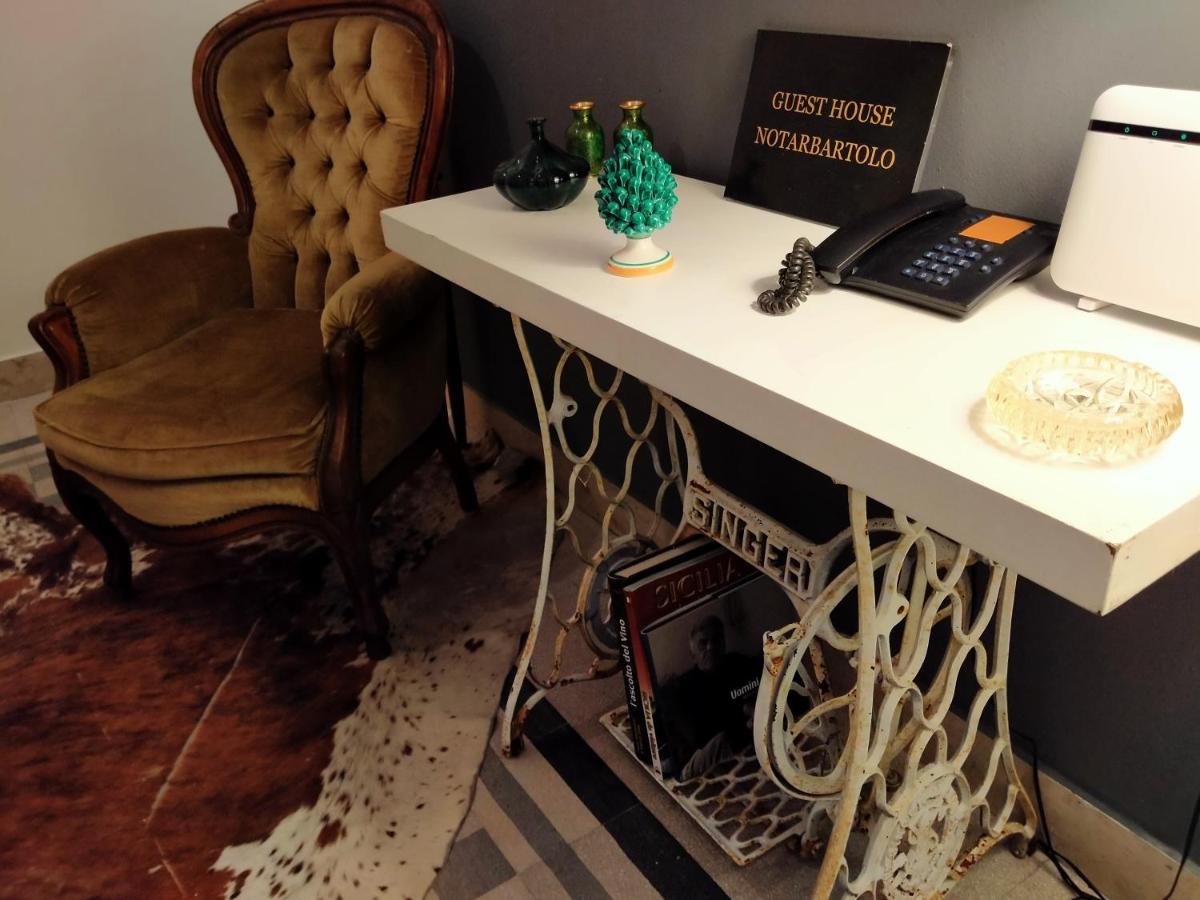 Acomodação com café da manhã  Notarbartolo Palermo